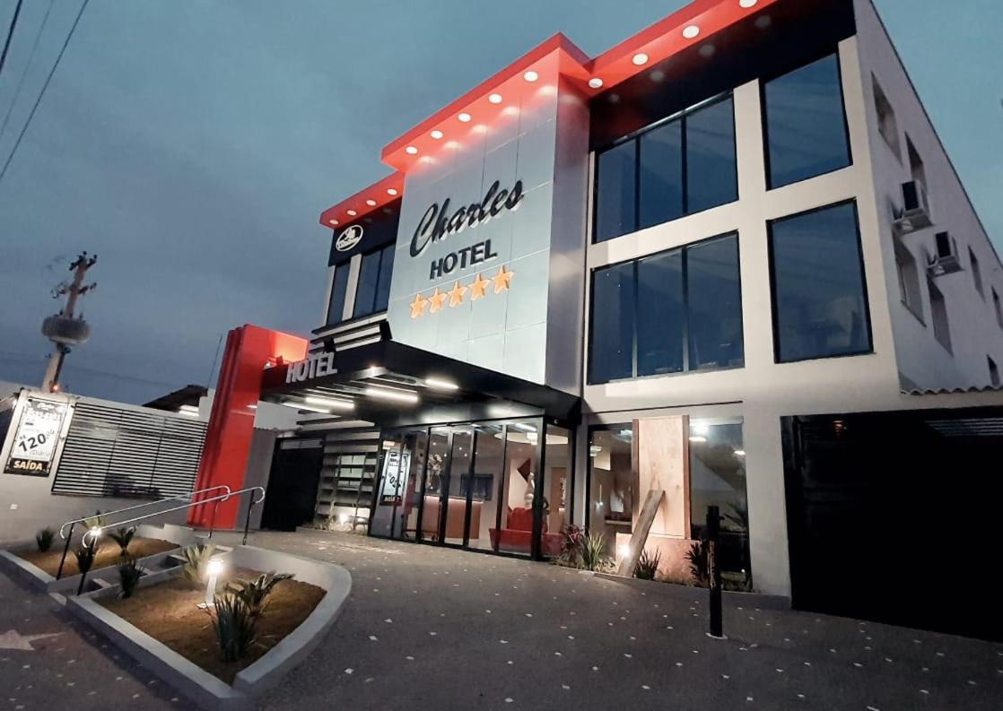 Charles Hotel Pôrto Ferreira Eksteriør billede